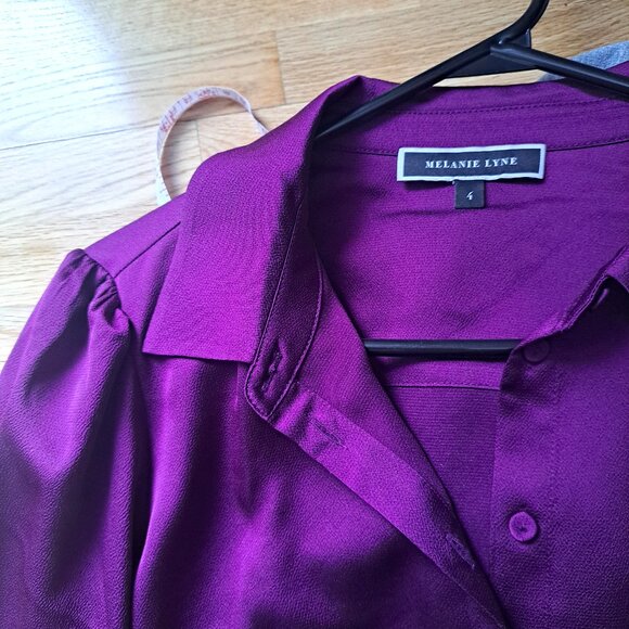 Satin blouse with puff sleeves - Picture 4 of 4